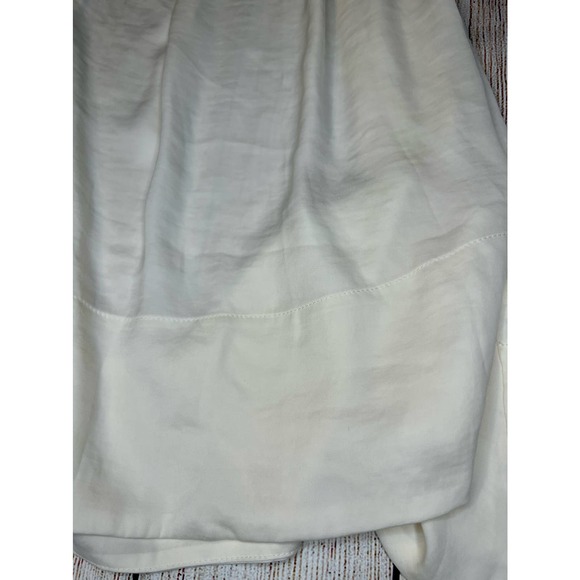 Lane Bryant cream sleeveless top NWT size 26 - Picture 3 of 6